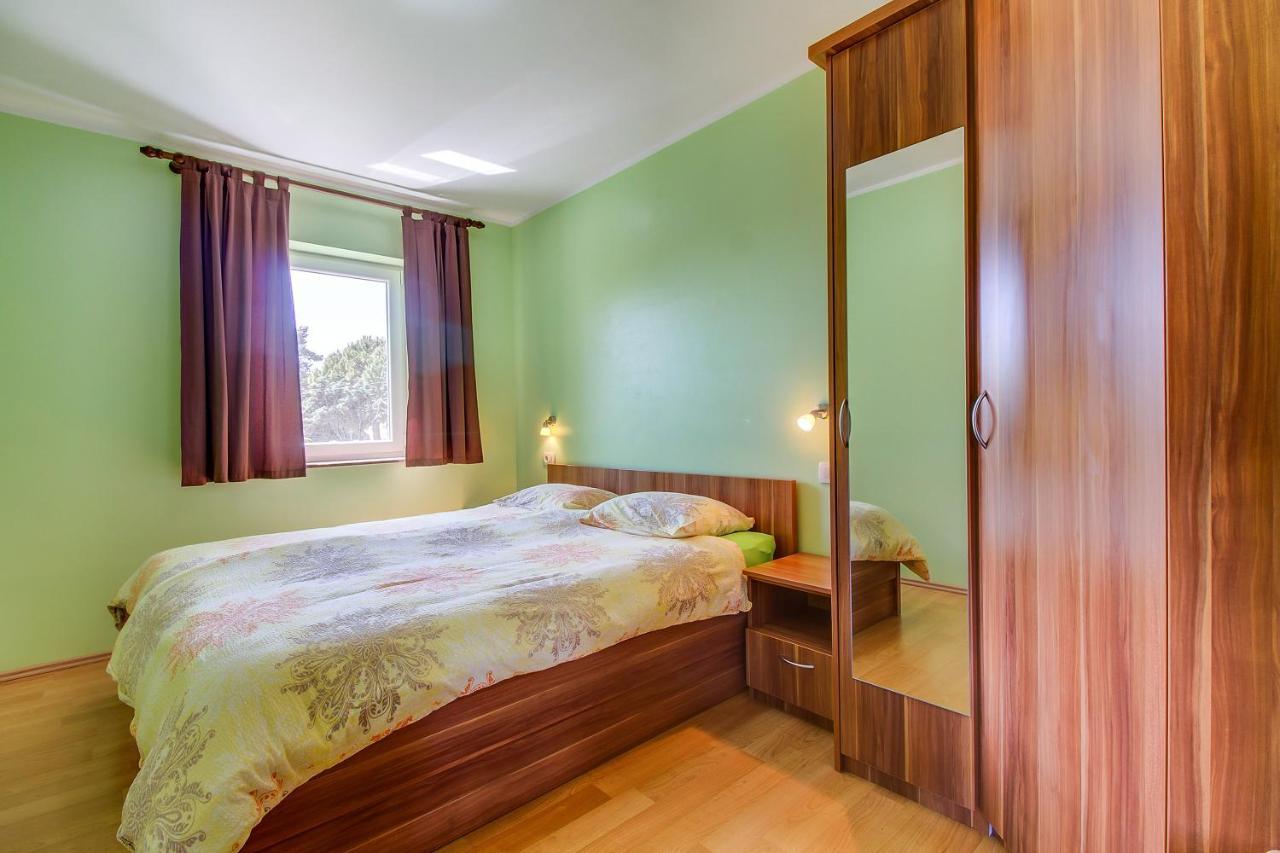 Apartments And Rooms By The Sea Nerezine, Losinj - 11815 Exteriér fotografie